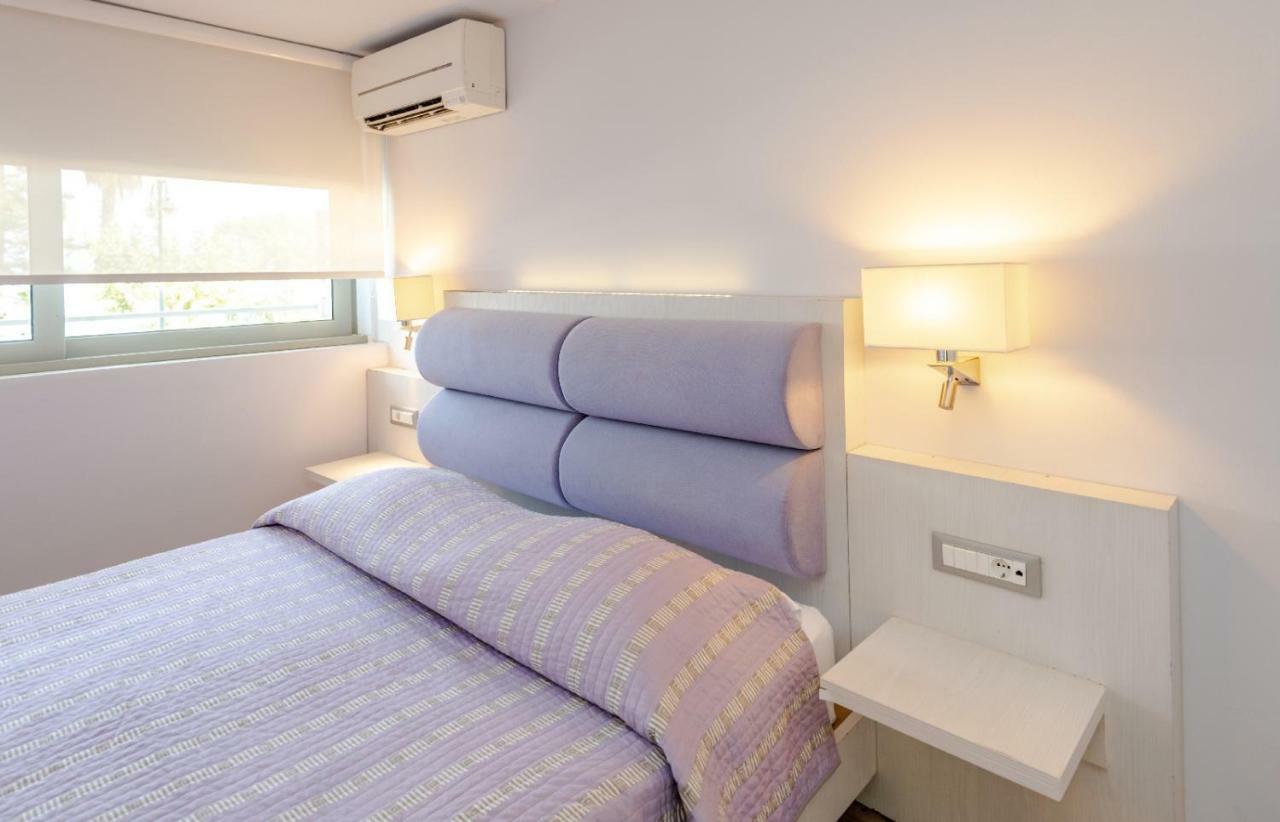 Triton Boutique Hotel コス・タウン エクステリア 写真